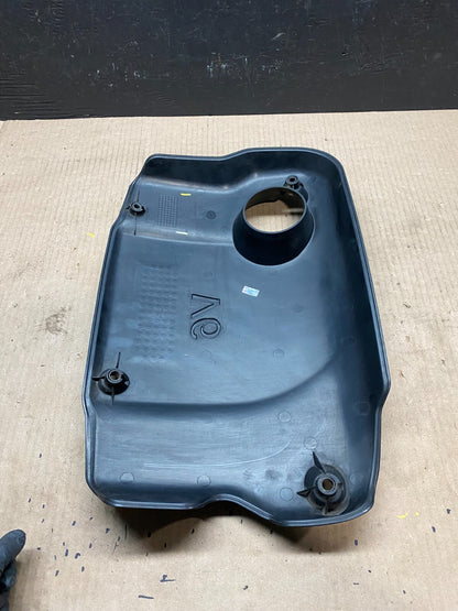 2008 - 2010 Kia Optima Rondo 2.7L V6 Engine Motor Cover E4601 PS7