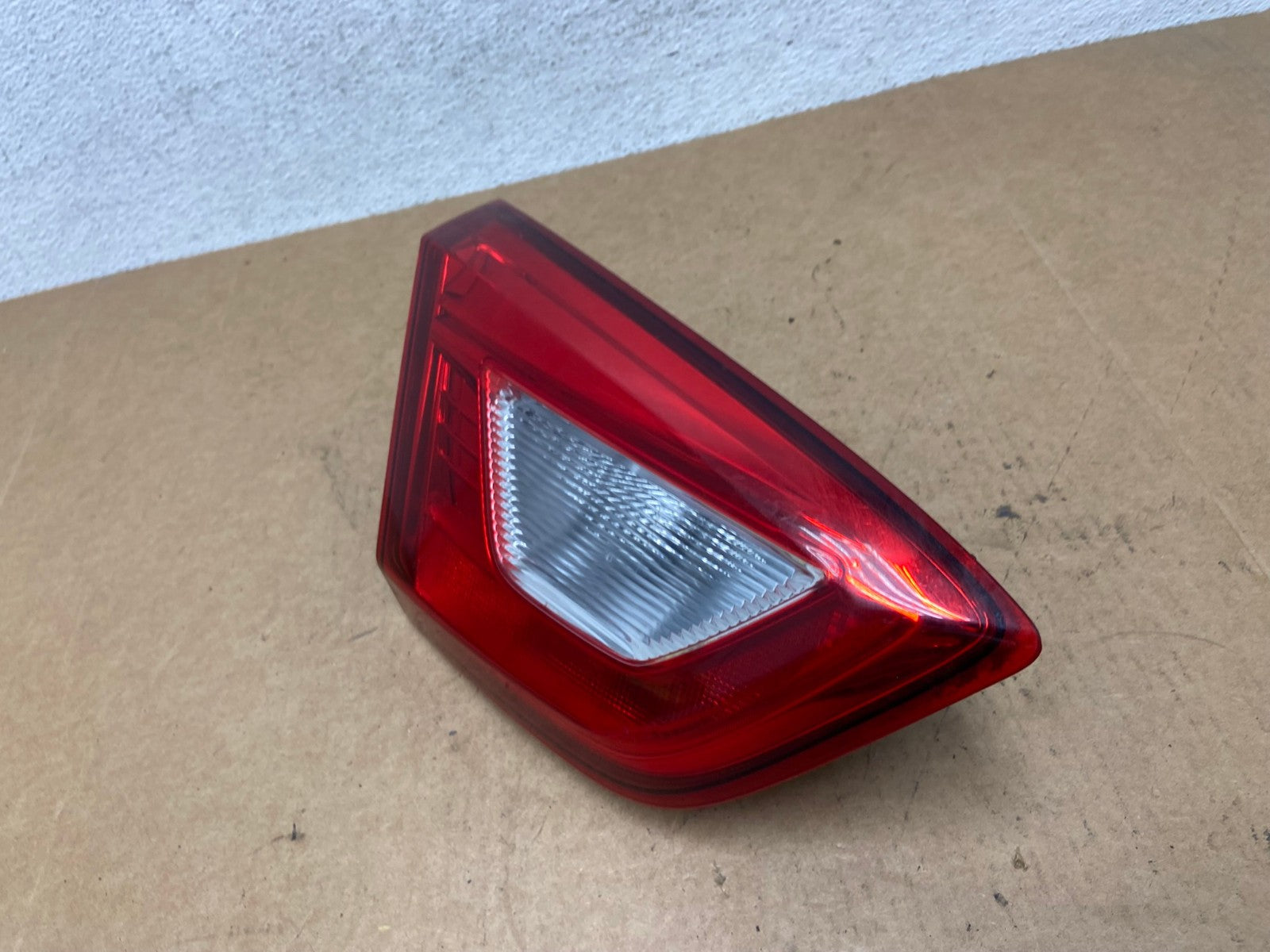 2016 2017 2018 Chevrolet Cruze Left Driver LH Inner Tail Light AE3014 LK1