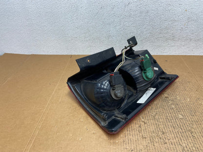 2008 - 2010 Chrysler Town And Country Right Passenger Tail Light AE2730 LK6