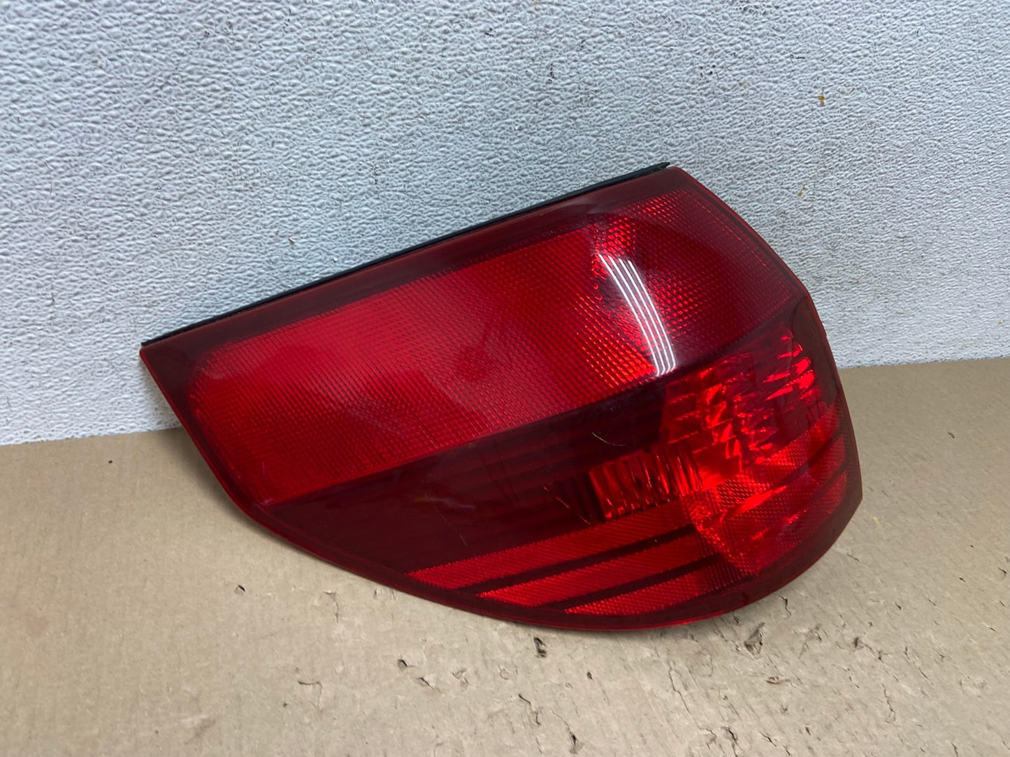 2004 to 2005 Toyota Sienna Left Driver LH Side Tail Light DEPO AE9846 LK2