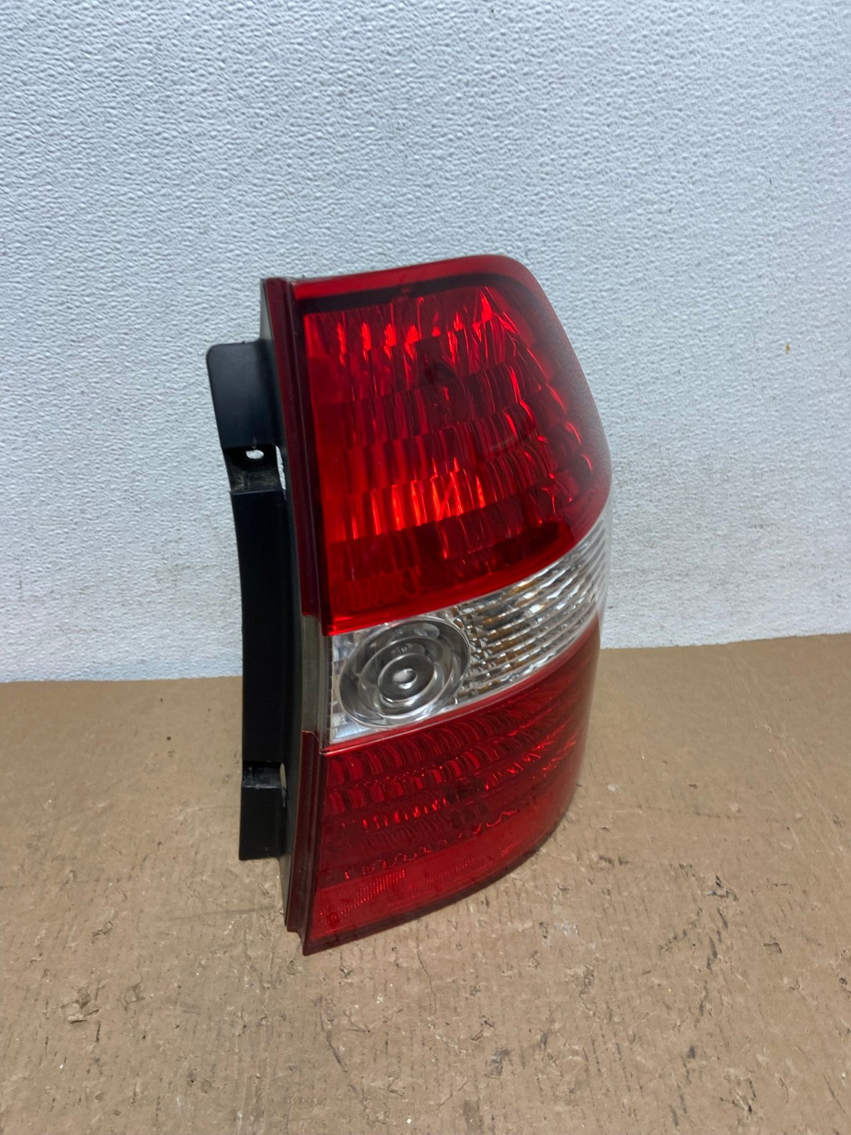 2001 2002 2003 Acura Mdx Right Passenger Rh Side Tail Light AD8191 LK2