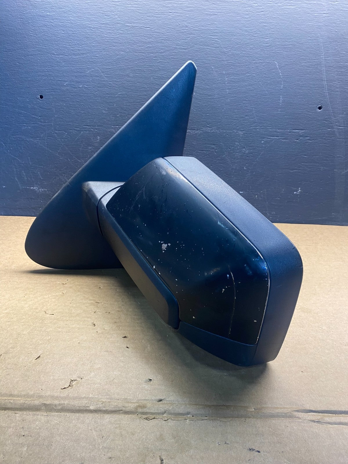 2003 to 2006 Lincoln Navigator Left Driver View Heated Door Mirror AC8069 DG2