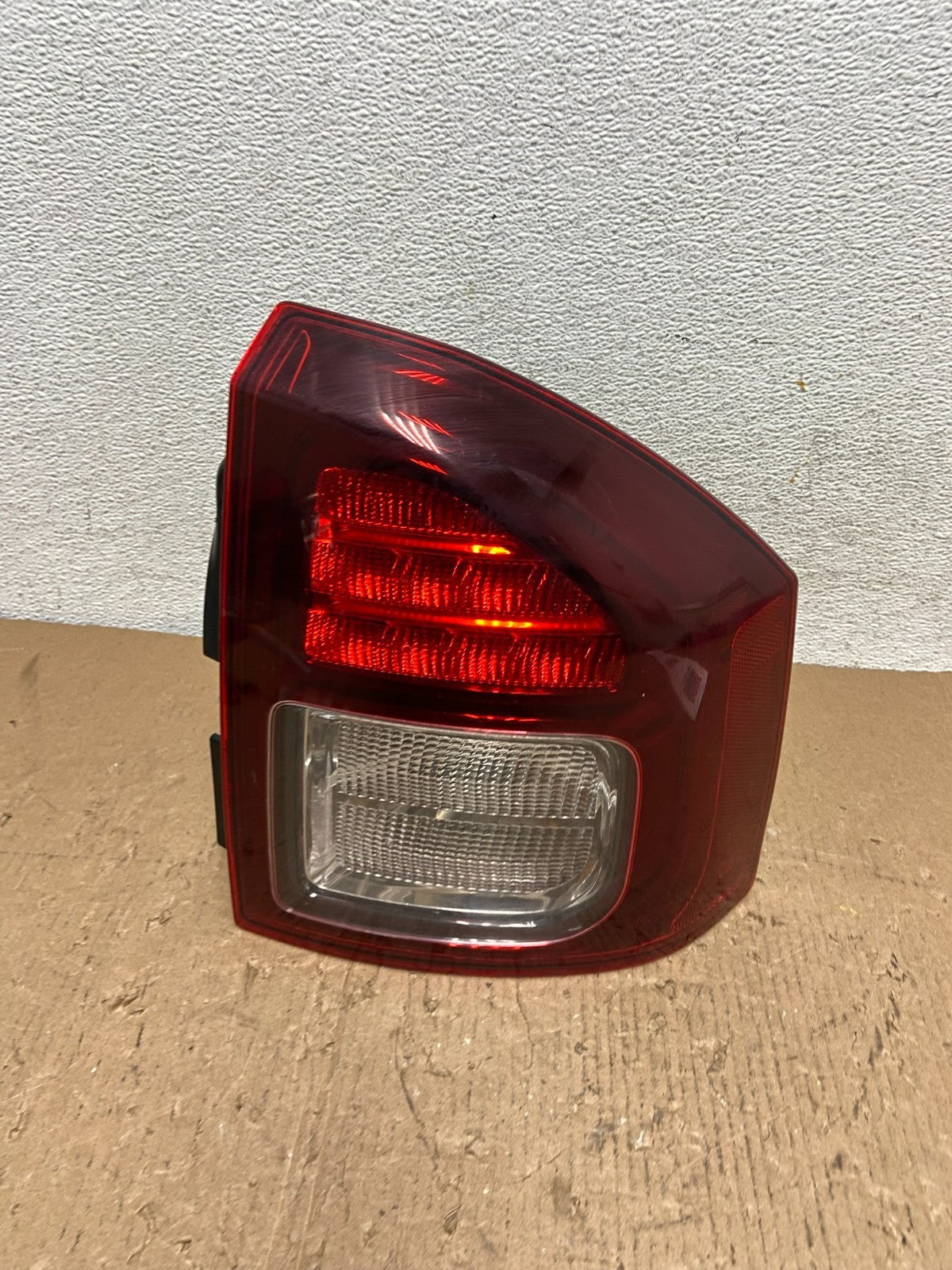 2014 - 2017 Jeep Compass Right Passenger Side Tail Light AD8239 DW0