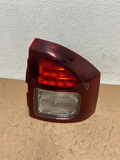 2014 - 2017 Jeep Compass Right Passenger Side Tail Light AD8239 DW0