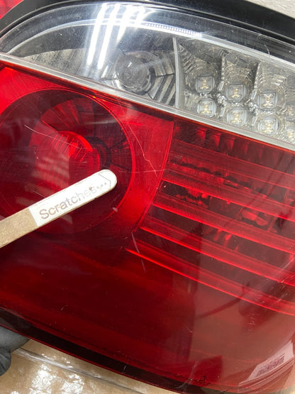 2008 2009 2010 BMW 5 525i 530i Left+Right Set Tail Side Light AE6802 DG4