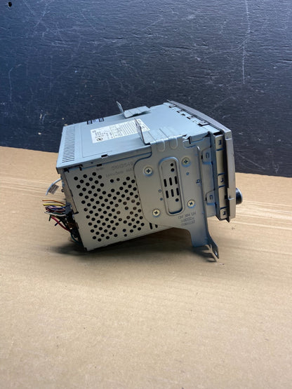 2007 to 2009 Hyundai Santa Fe AM/FM Radio CD Player AE4568 DG2