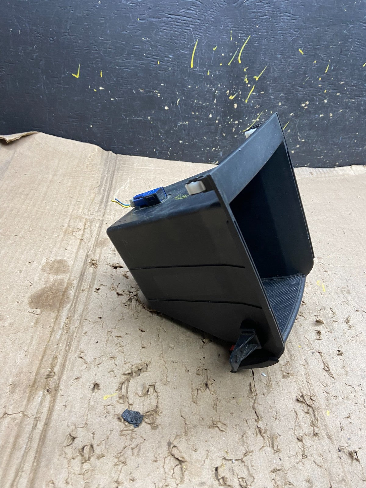 2009 to 2015 Honda Pilot Front Center Radio Pocket Storage X6315 DG1