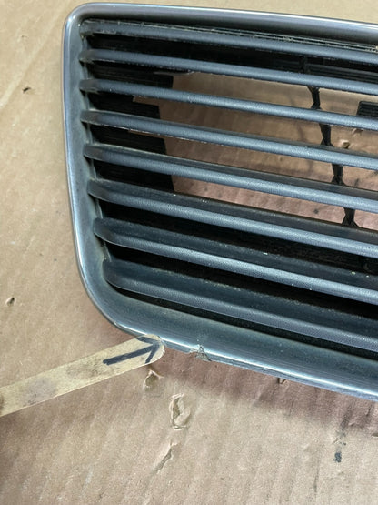 2002 2003 Mitsubishi Lancer Front Upper Radiator Grille Grill OEM AB3084 DG4