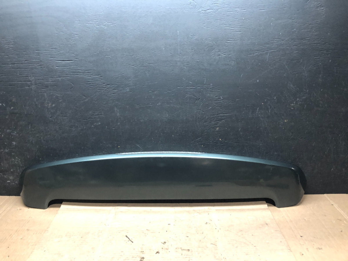 2005 to 2006 Mitsubishi Outlander Rear Spoiler LED Brake Light G7864 DG10