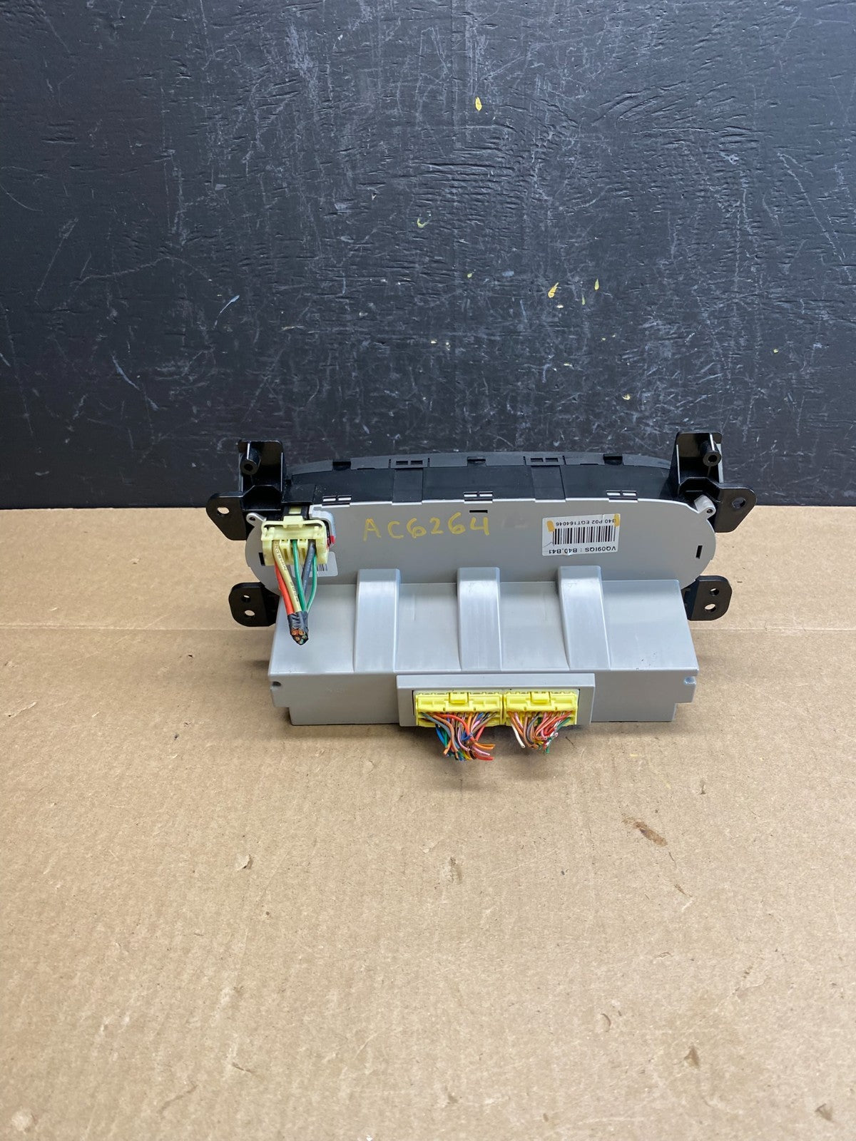 2006 - 2012 Kia Sedona AC Temperature Climate Control Switch AC62434