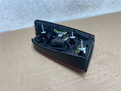 2000 to 2005 Cadillac Deville Left Driver Lh Side Tail Light AH9490 LK4