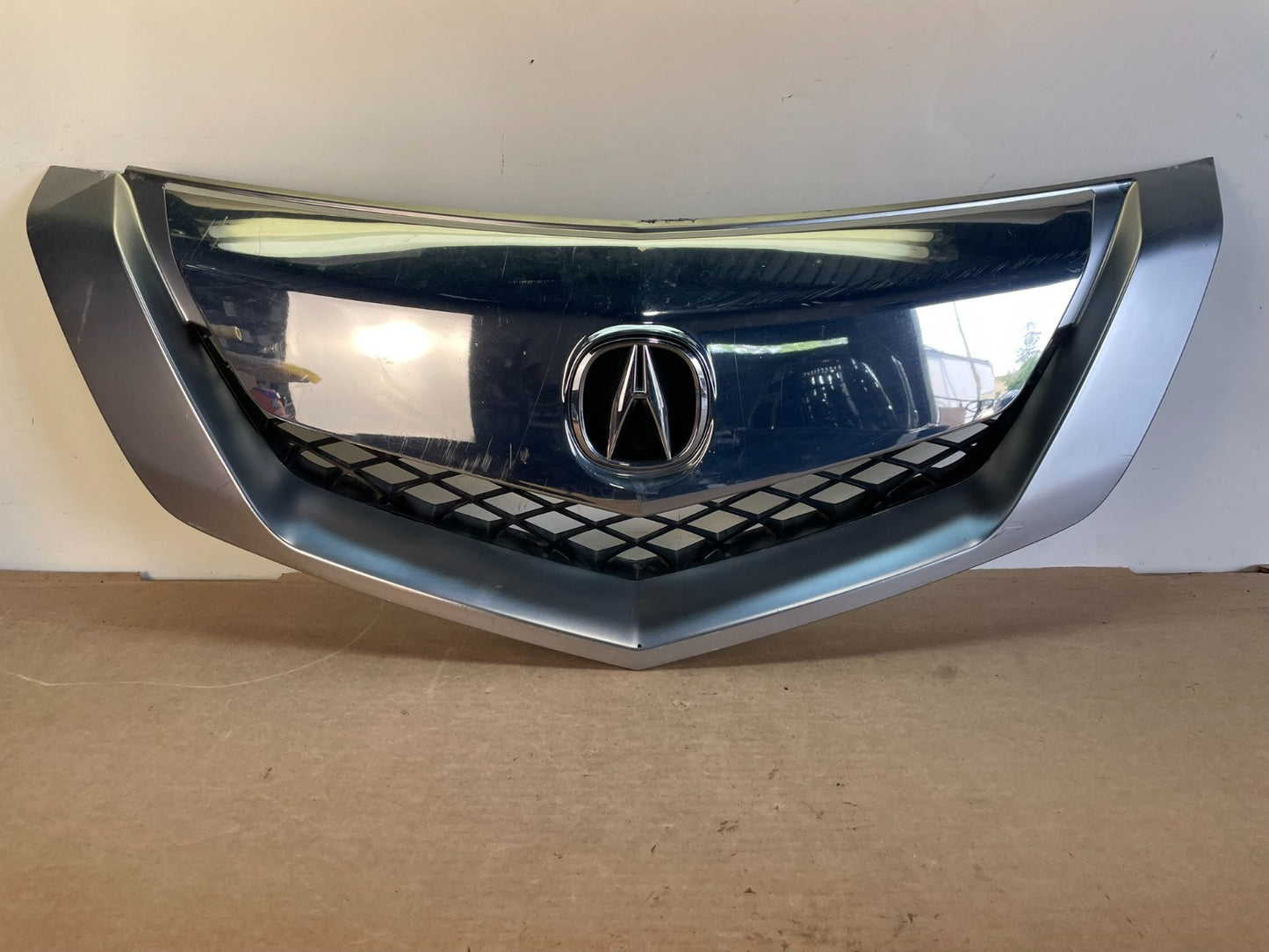 2009 to 2011 Acura TL Front Upper Grill Grille AG0868 DG0