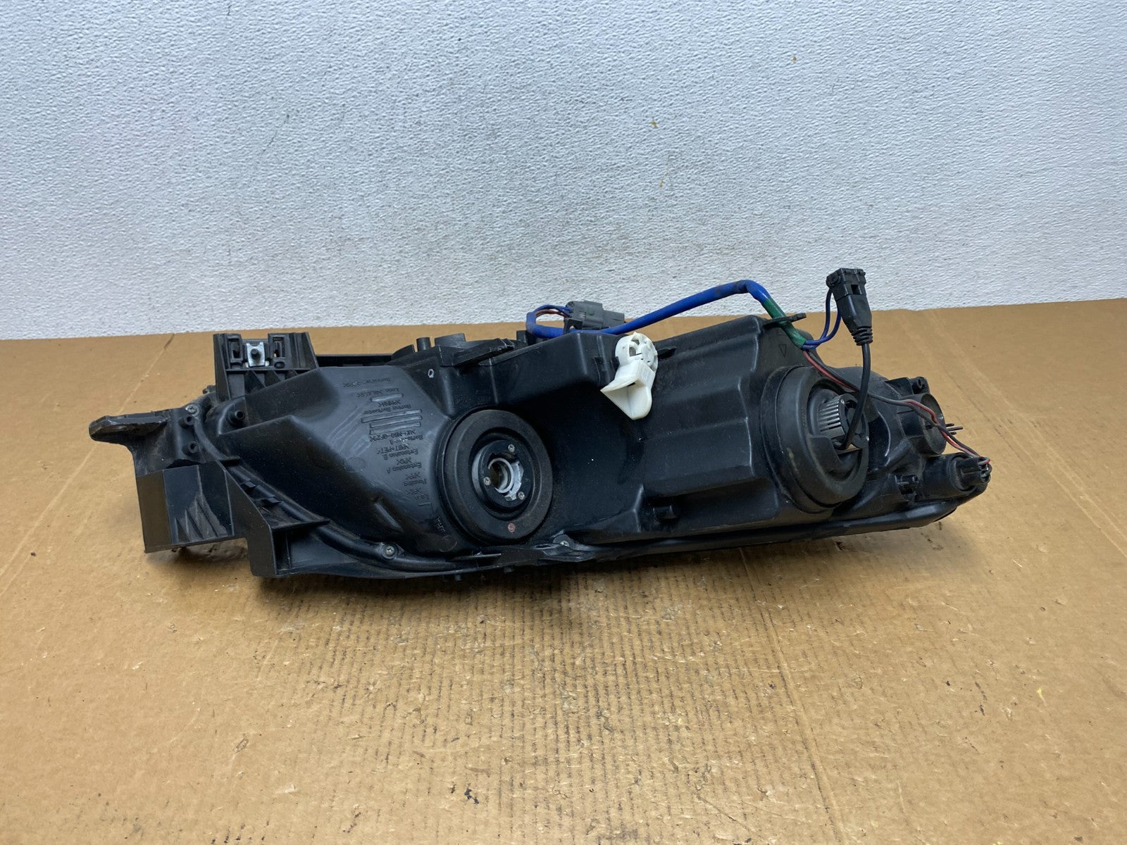 Halogen 2007 2008 2009 Mazda CX-7 Left Driver Headlight AE1680 DW5