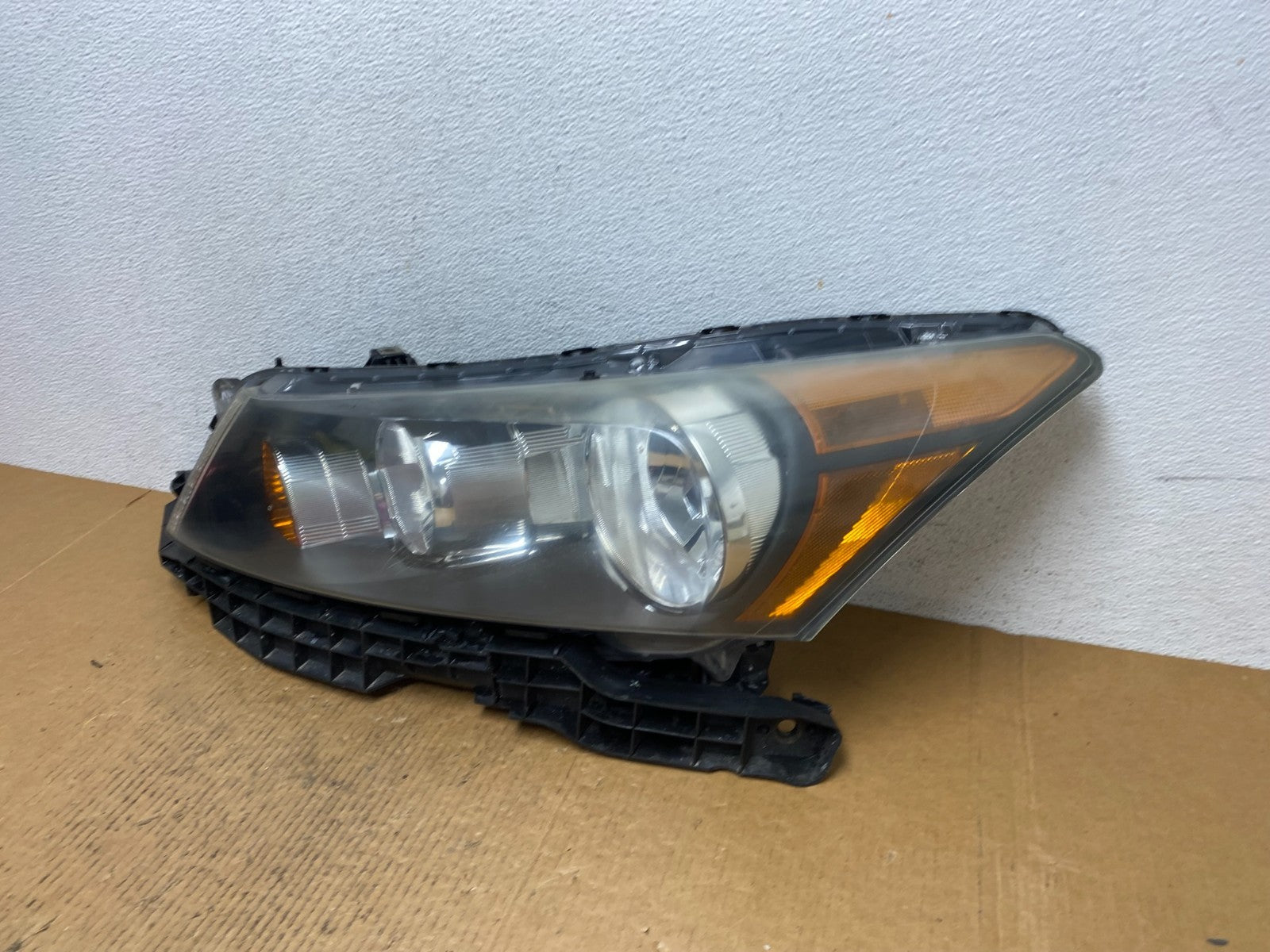 2008 to 2012 Honda Accord Sedan Headlight Left Driver Lh Side AE0376 DW1