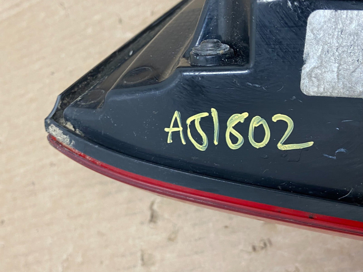 2015 2016 2017 Hyundai Sonata Right Passenger RH Inner Tail Light AJ1802 LK6