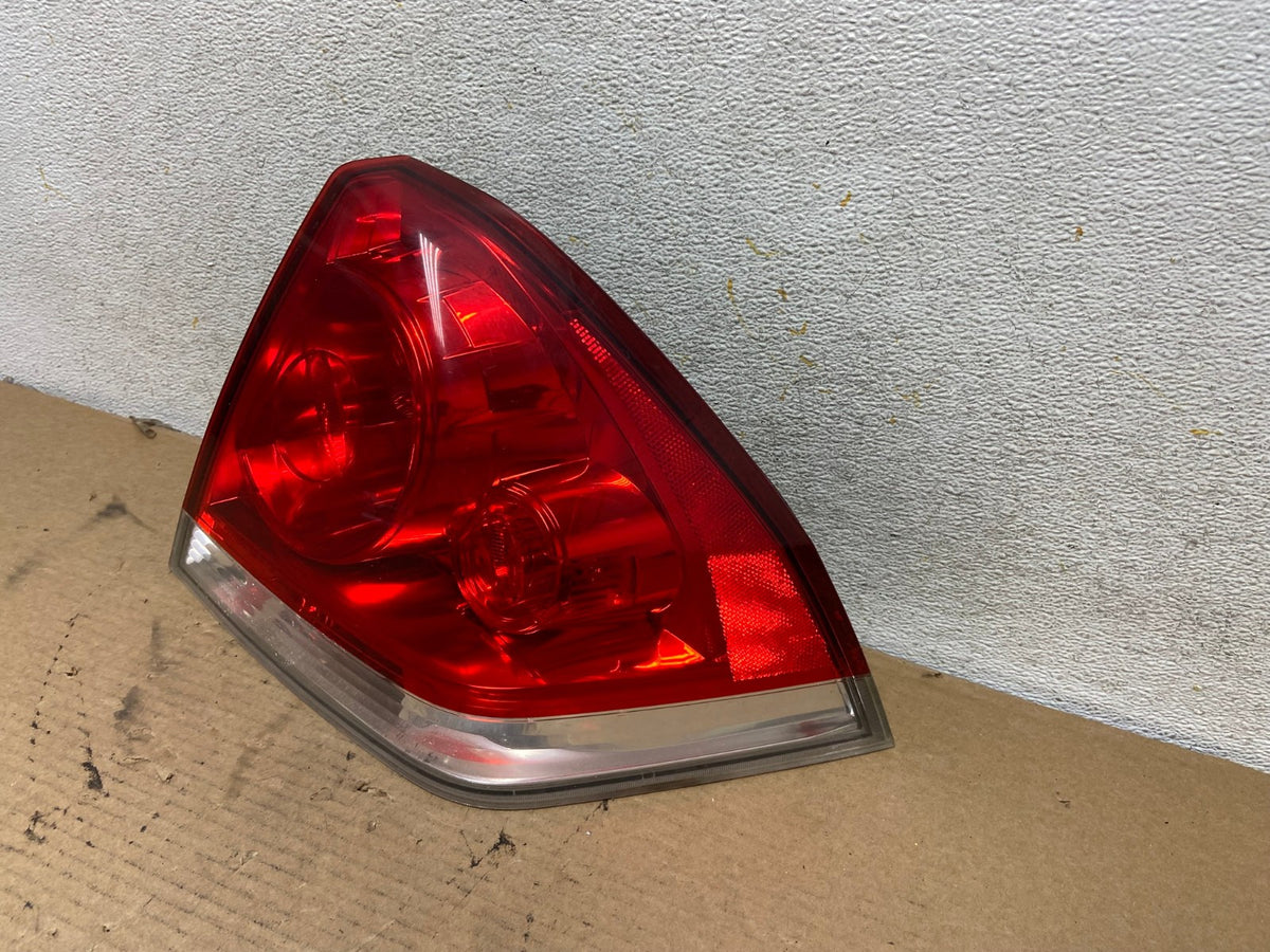 2006 - 2012 Chevrolet Impala Tail Light Right Passenger RH Side AH4272 LK2