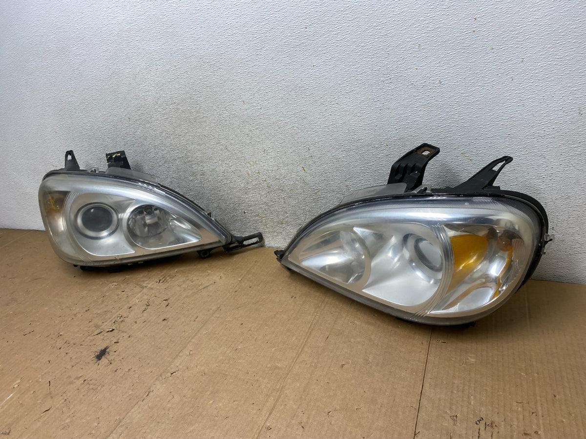 2002 - 2005 Mercedes ML ML350 ML500 Left+Right Side Halogen Headlights AI9115 DW1