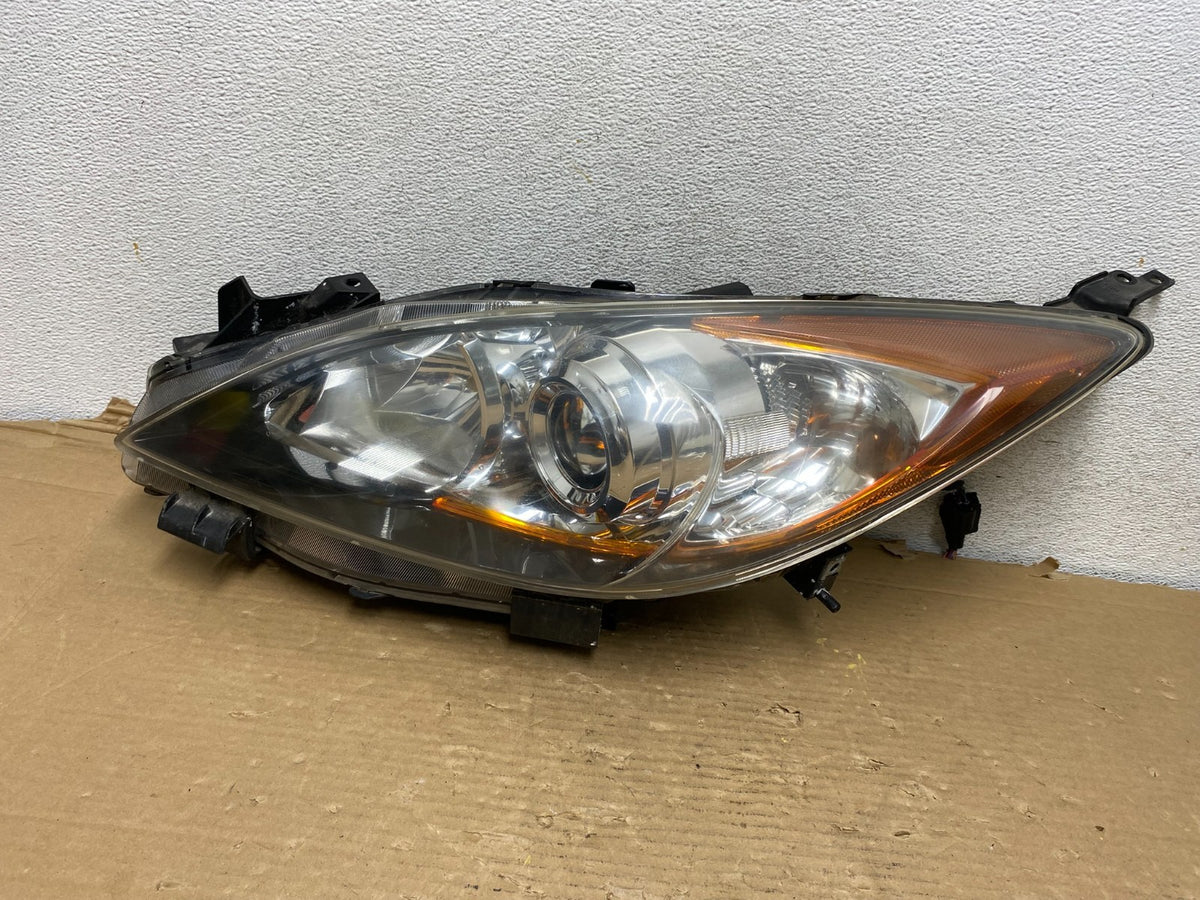 2010 - 2013 Mazda 3 Left Driver LH Halogen Headlight AG9277 DW0