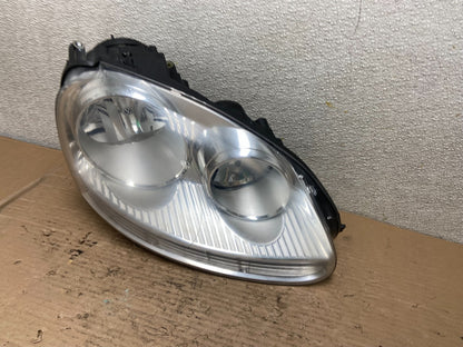 2005 - 2010 Volkswagen Jetta Right Passenger RH Side Headlight Halogen AA9532 DW1