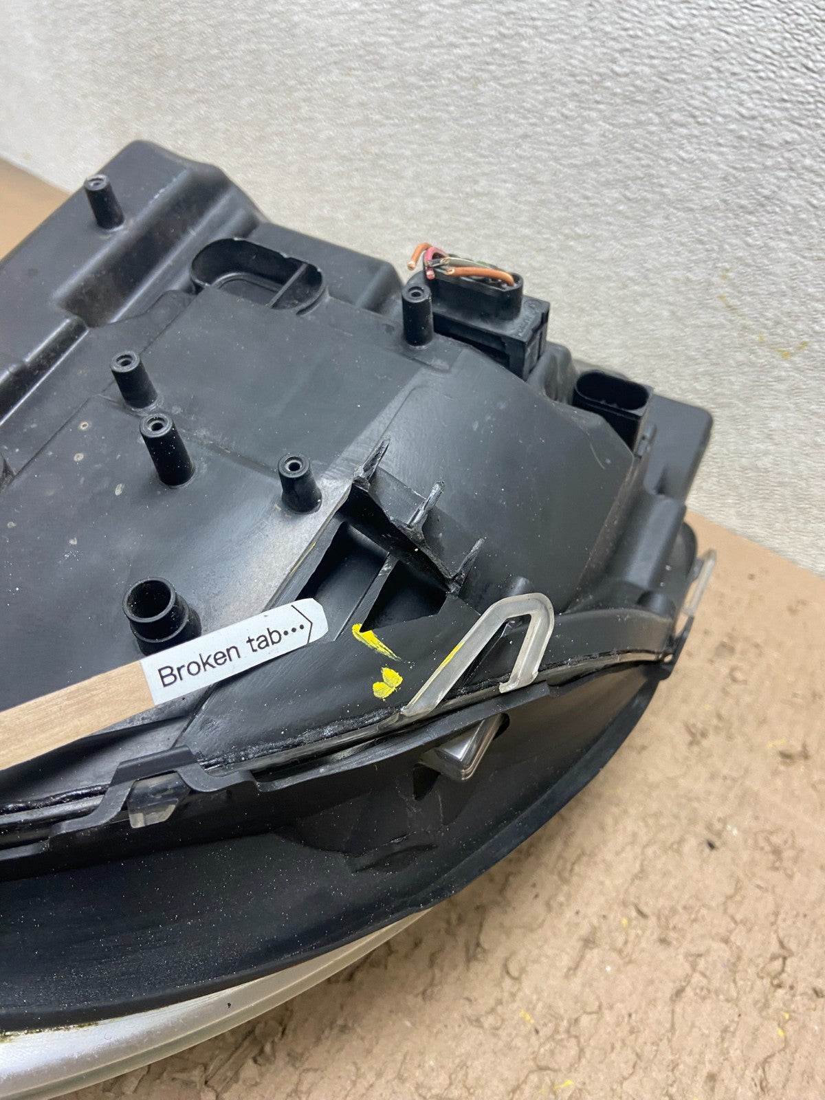 Halogen 2006 2010 Mercedes W251 R-Class Right Passenger Headlight OEM Y5014 DW5