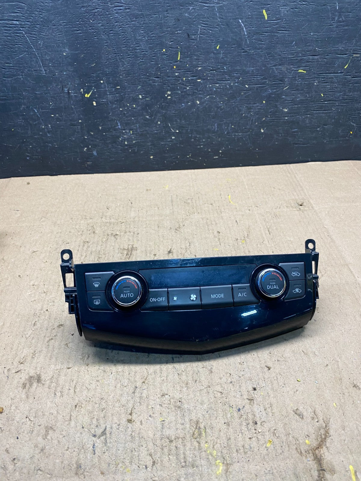 2013 2014 2015 Nissan Altima A/C Temperature Climate Control R8467 DG0