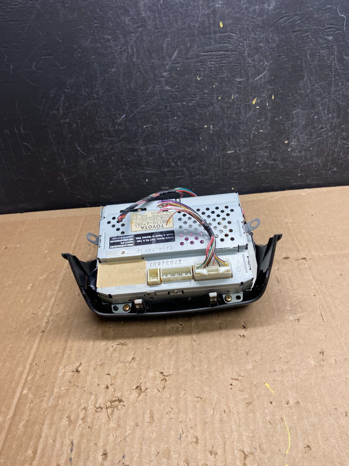 2004 to 2005 Toyota Prius Radio Stereo Receiver Screen Display AD6849 DG4