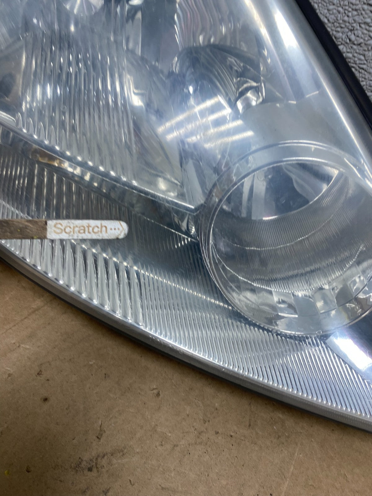 2004 2005 Toyota Sienna Left+Right Set Side Halogen Headlights W8516 DW4