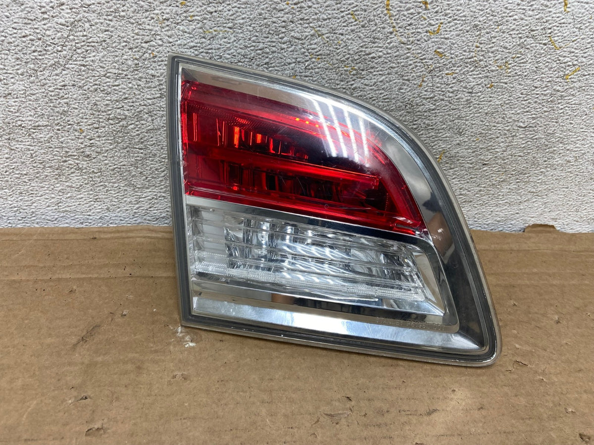 2007 2008 2009 Mazda Cx-9 Left Driver Lh Side Inner Tail Light AH8495 LK0