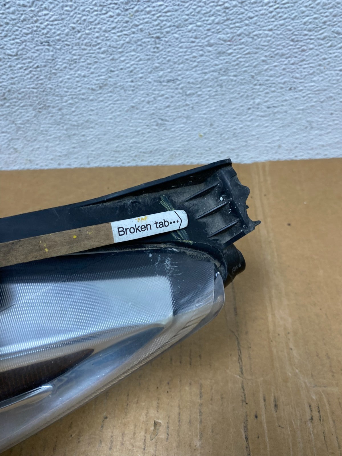 2011 2012 2013 Ford Fiesta Left Driver LH Halogen Headlight AE1616 DW5
