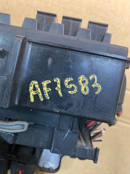 2009 Jeep Grand Cherokee Integrated Power Fuse Body Control BCM Box Oe AF7583 DG7