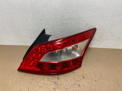 2009 2010 2011 Nissan Maxima Right Passenger RH Side Tail light AE7113 LK0