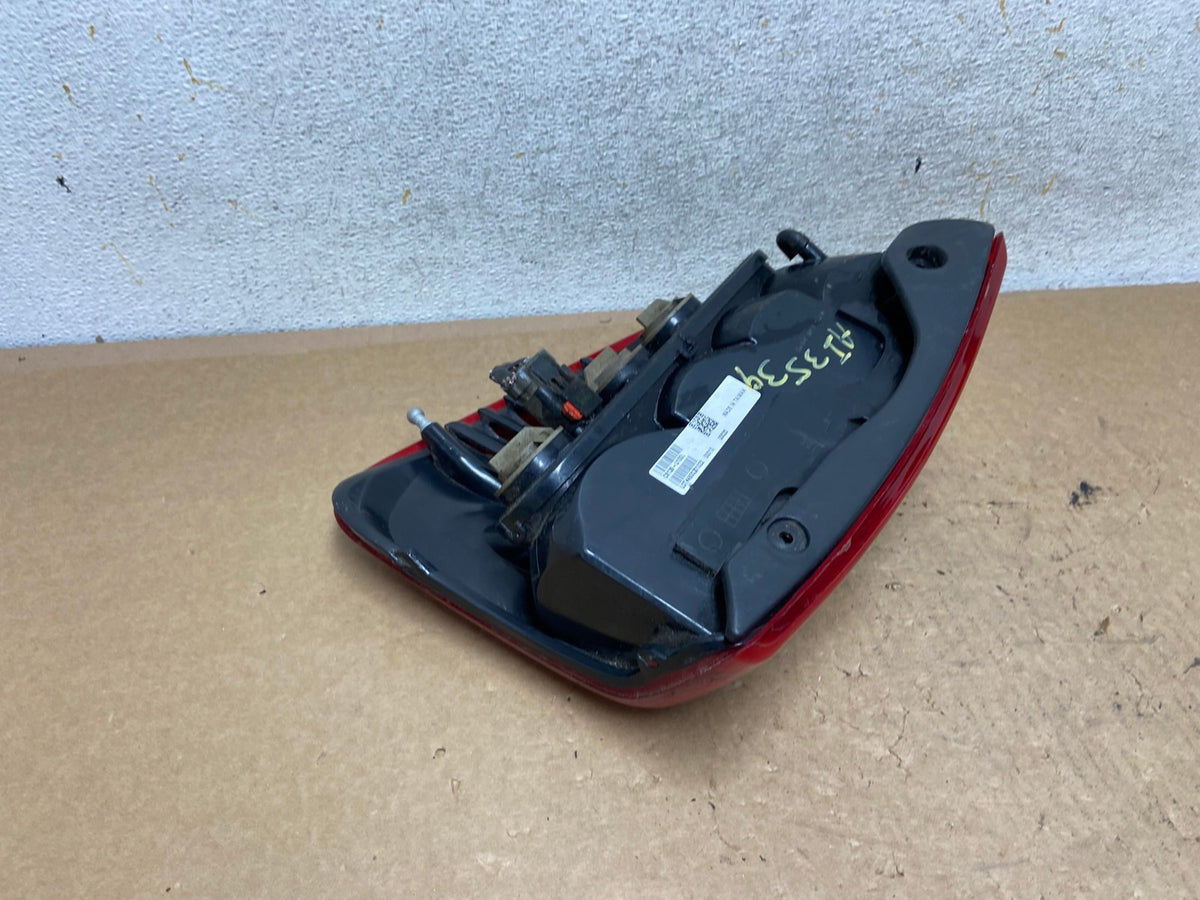 1999 - 2004 Jeep Grand Cherokee WJ Left Driver Lh Tail Light DEPO AI3539 LK4