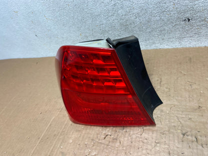 2009 2010 BMW 323i 325i 328i 335i 3 Series Left Driver Tail Light AI5585 LK1