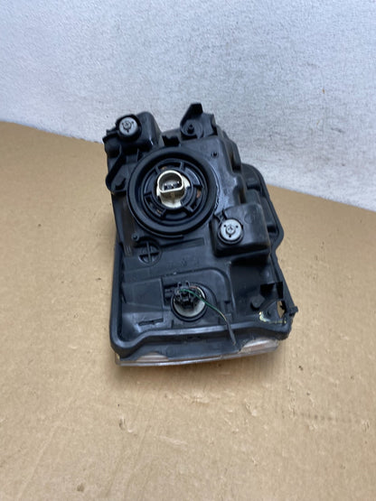 2004 - 2008 Mitsubishi Endeavor Headlight Left Driver Lh Side AF7376 DW6