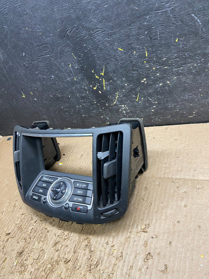 2010 to 2013 Infiniti G37 Radio Player Climate Control Panel Bezel V7887 DG1