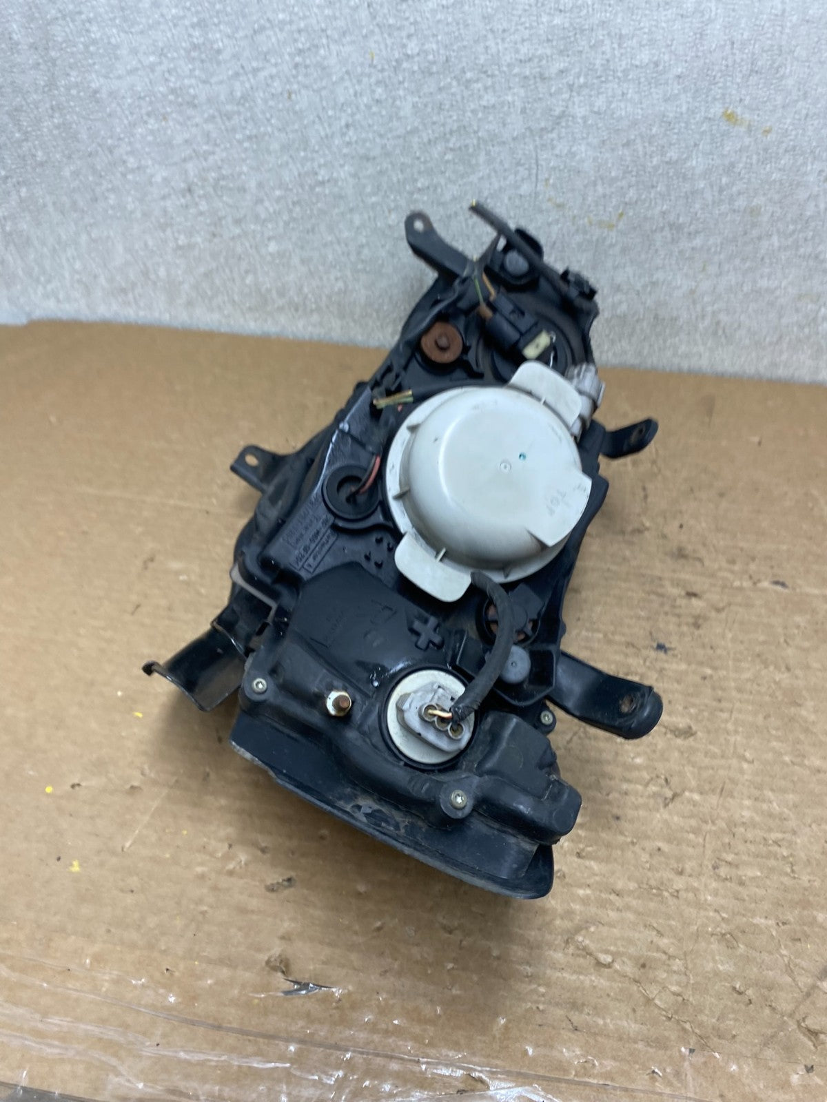 2006 to 2007 Subaru Legacy Right Passenger RH Side Black Headlight Z3046 DW6