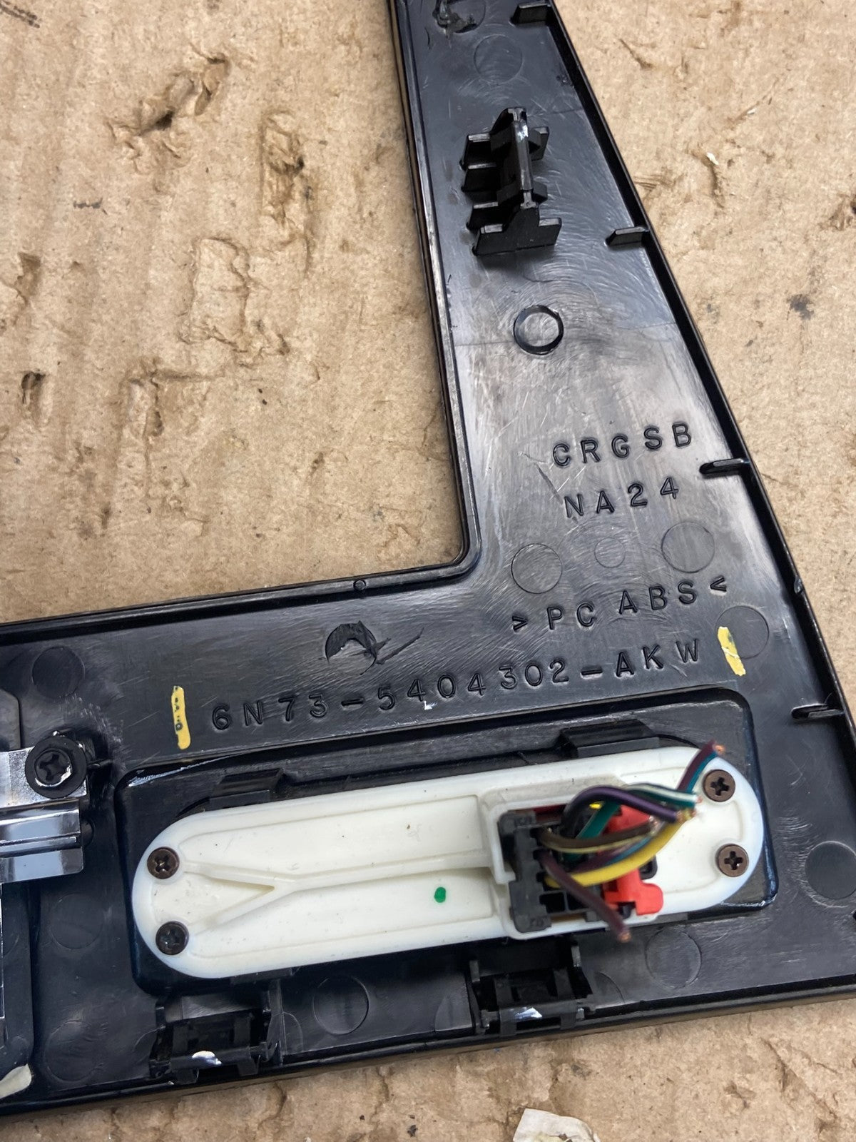 2006 to 2009 Ford Fusion Center Dash Radio Clock Bezel Trim OEM AB9684 DG5