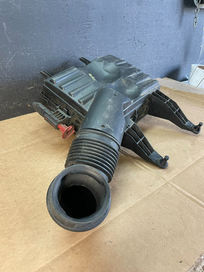 2010 to 2018 Mercedes-Benz Sprinter 2500 3.0L Air Cleaner Box ae0891 DG4