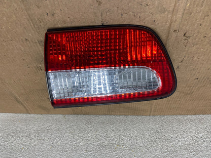 2001 2002 2003 Toyota Sienna Left Driver Lh Side Inner Tail Light OEM AA67090