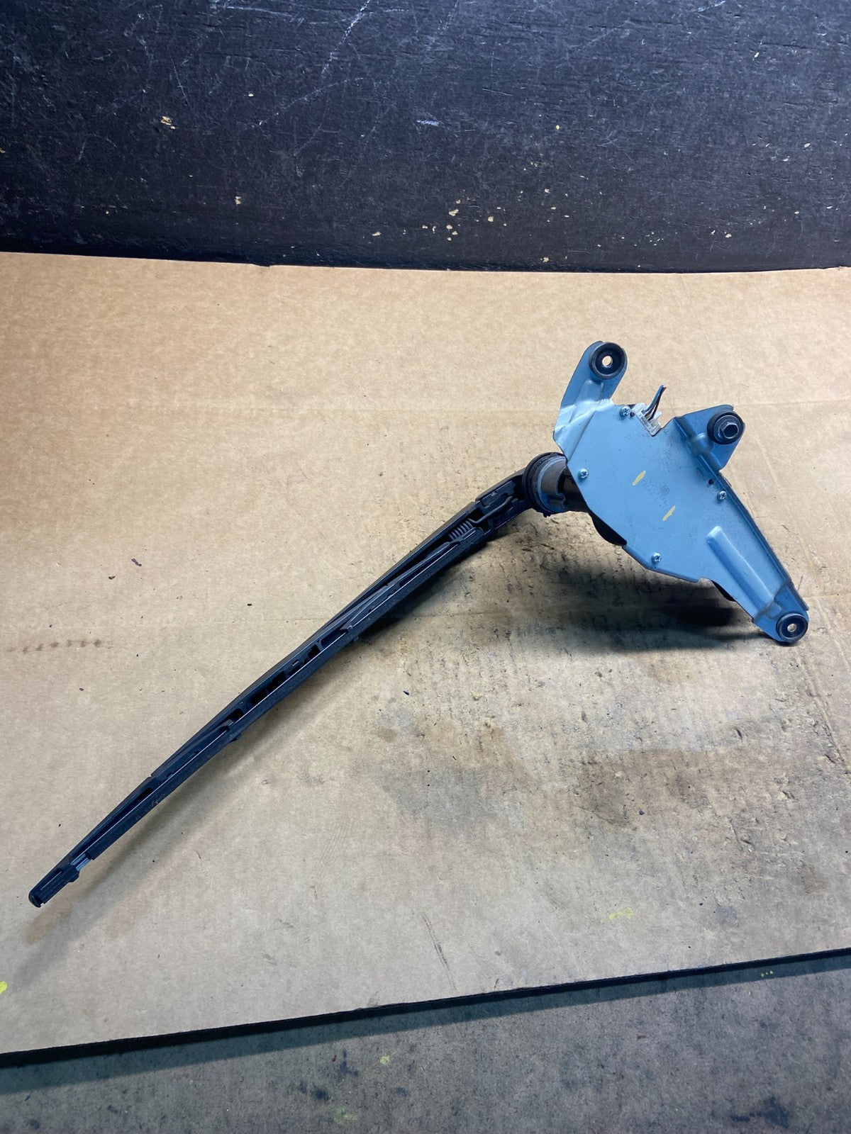 2003-2008 Infiniti FX35 Rear Liftgate Back Window Wiper Motor OEM y4503 DG4