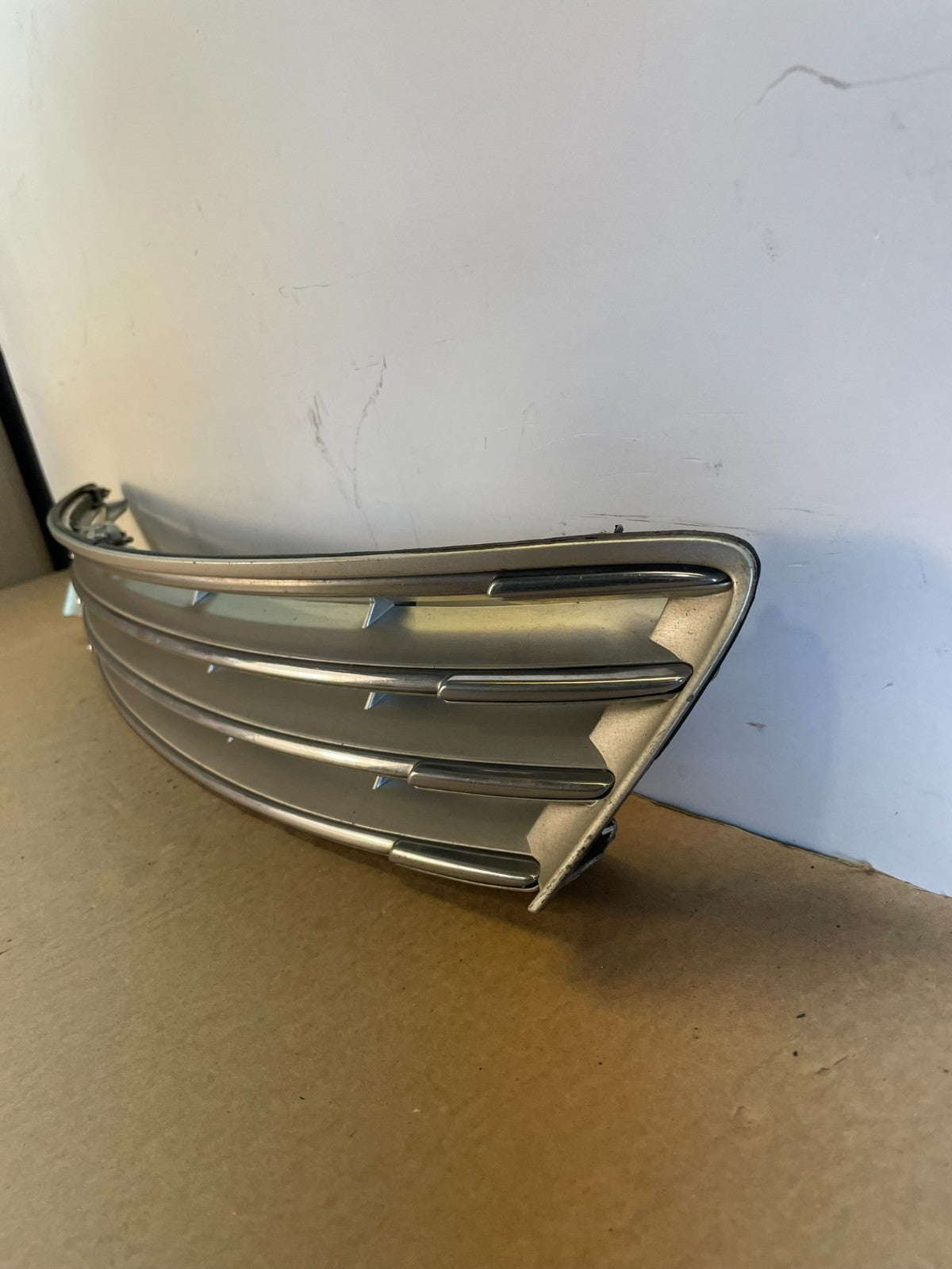 2002 to 2004 Lexus ES330 ES300 Front Upper Grill Grille AH0321 DG1