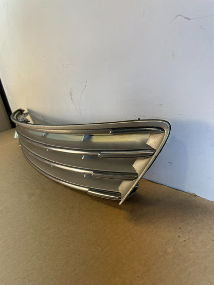 2002 to 2004 Lexus ES330 ES300 Front Upper Grill Grille AH0321 DG1
