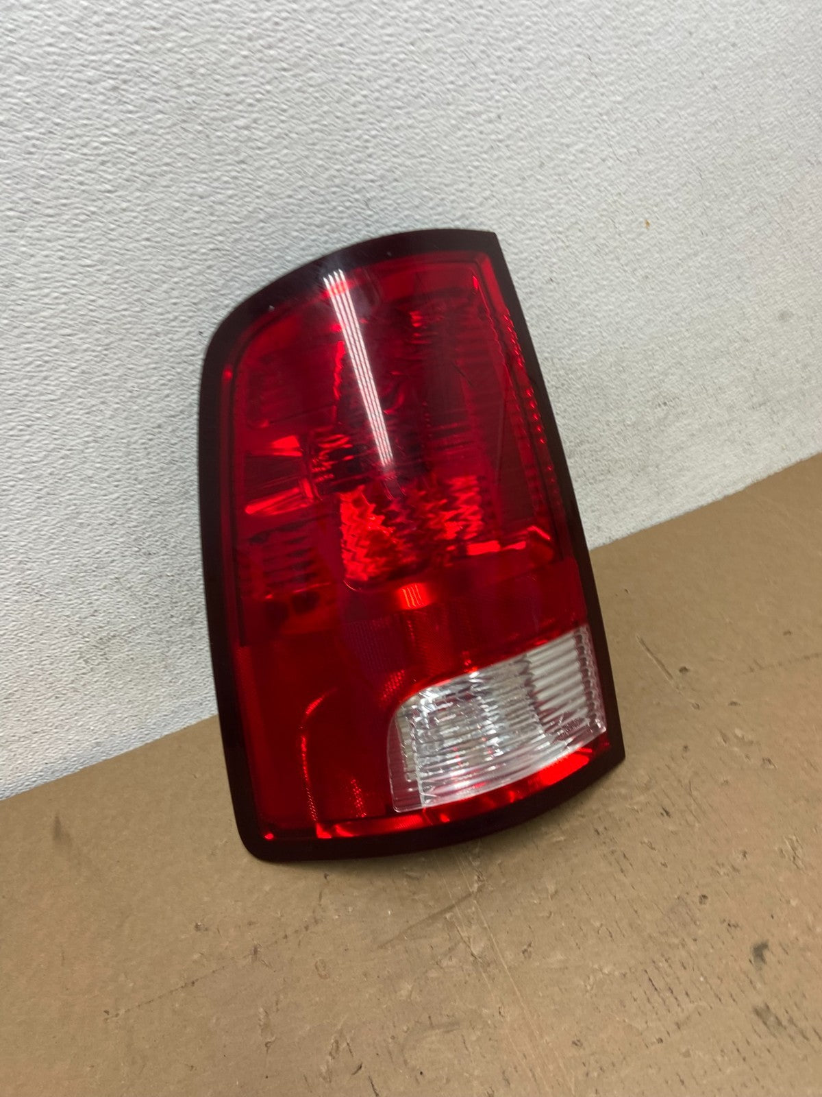 2010 to 2018 Dodge Ram 1500 Left Driver LH Side Tail Light AD7981 DG2