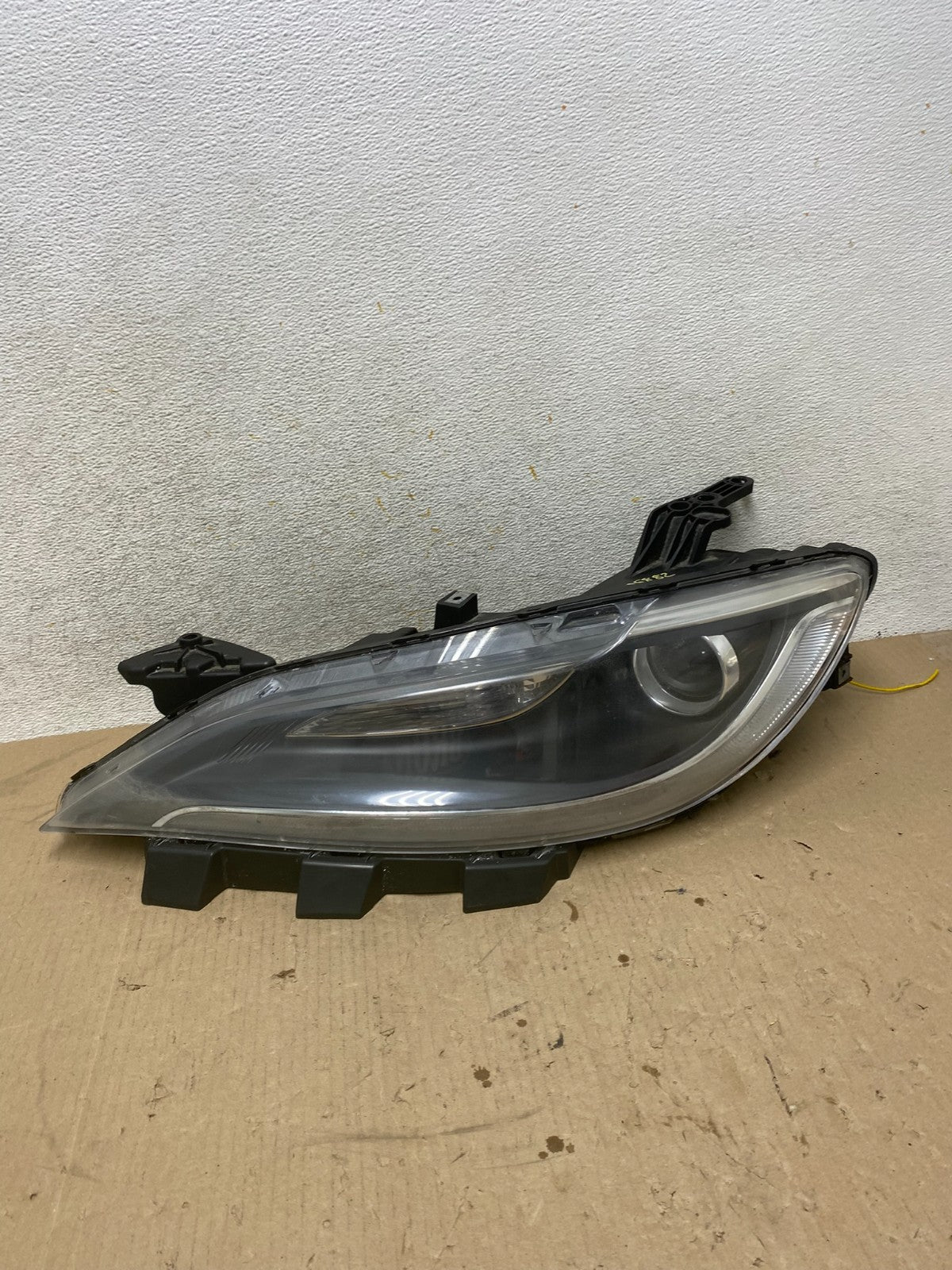 2015 2016 2017 Chrysler 200 Left Driver LH Side Halogen Headlight AH6882 DW0