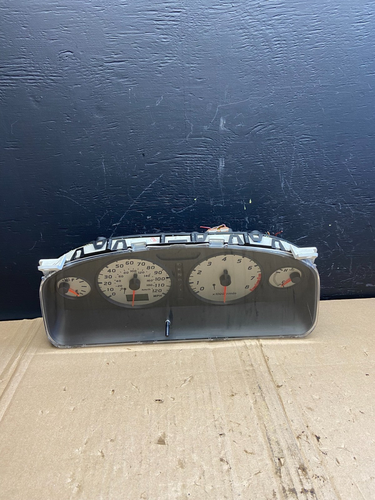 1998 to 2000 Nissan Pathfinder Speedometer Cluster Gauge AB88910