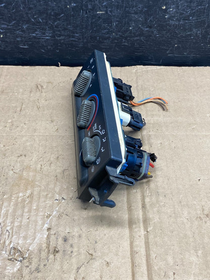 1998-2002 Chevrolet S10 Blazer HVAC A/C Heater Climate Control Module AE2044 DG2