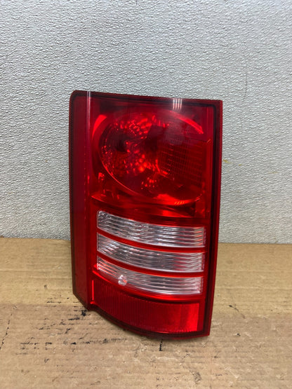 2008-2010 Chrysler Town and Country Left Driver Tail Light Oem AB5234 LK0