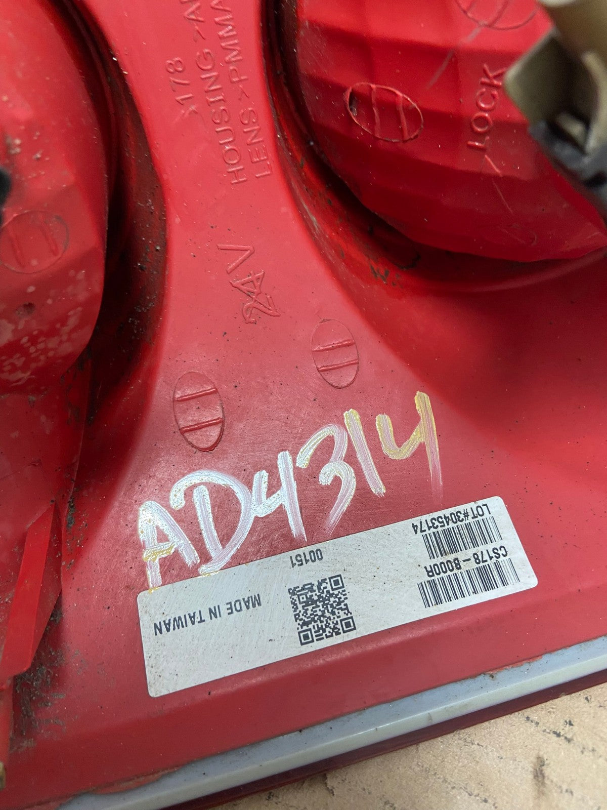 2005-2011 Dodge Dakota Right Passenger Rh Side Tail Light DEPO AD4314 LK6