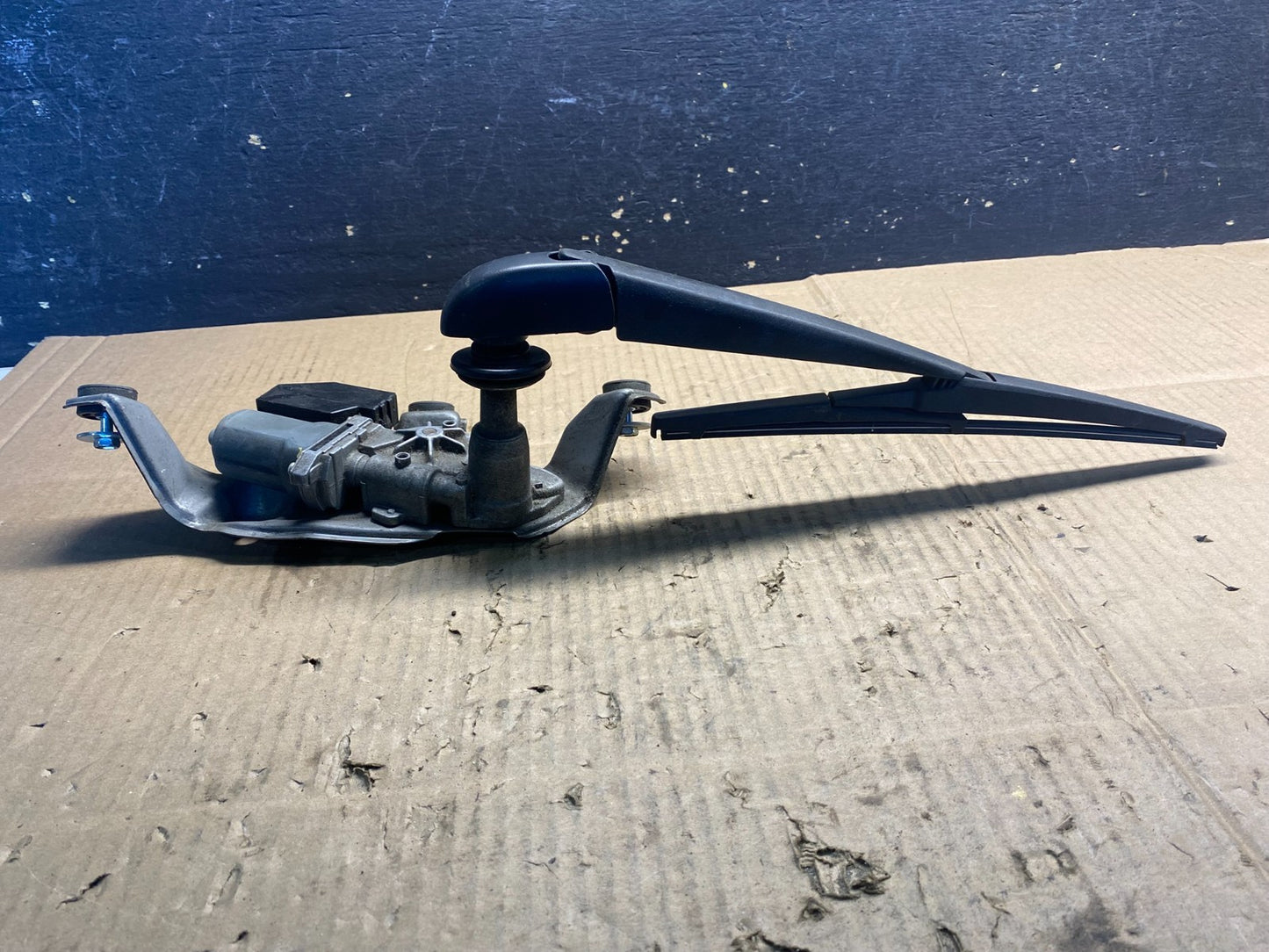 2012 to 2017 Toyota Prius V Rear Wiper Windshield Motor AA7480 DG3