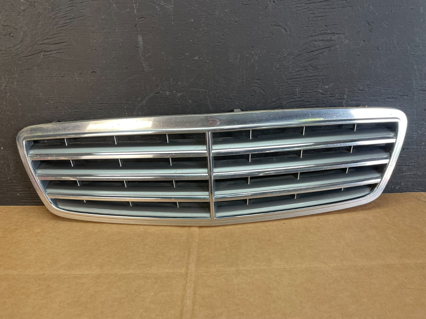 2005-2007 Mercedes W203 C230 C320 C350 Front Upper Grill Grille ae0806 DG0